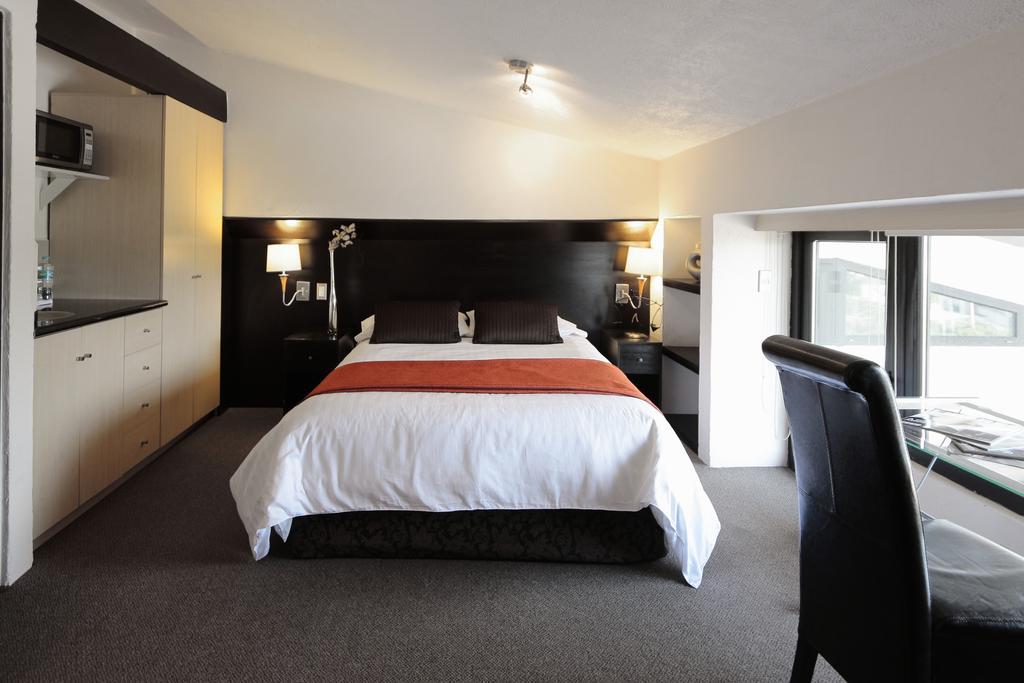 Aztic Hotel And Executive Suites Мехико Номер фото