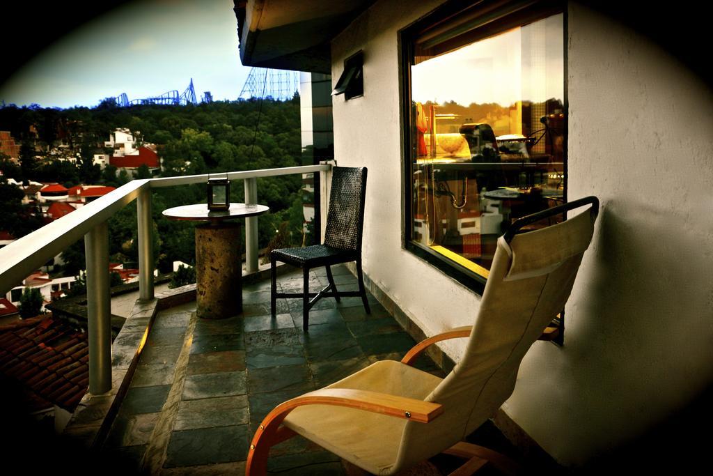 Aztic Hotel And Executive Suites Мехико Номер фото
