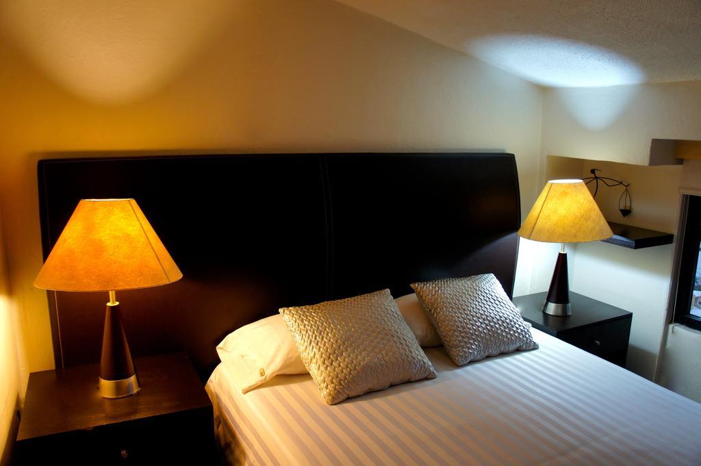 Aztic Hotel And Executive Suites Мехико Экстерьер фото